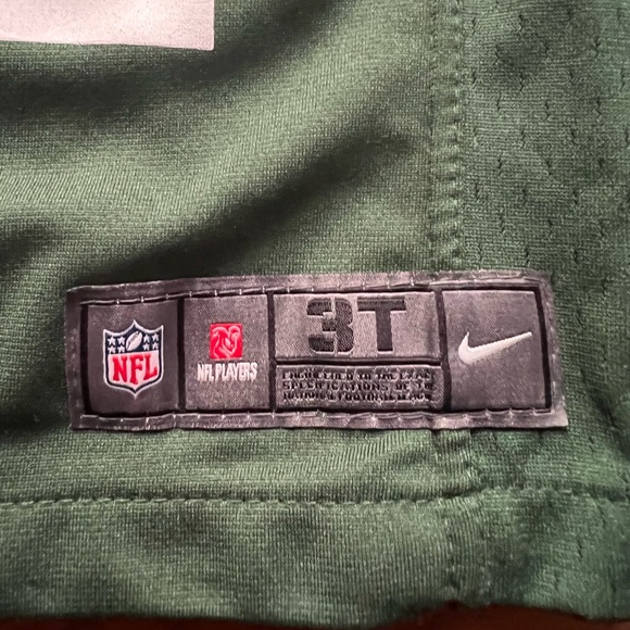 New York Jets Sam Darnold Jersey - Picture 2 of 7